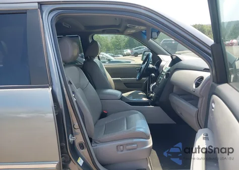 2009 Honda Pilot Touring z USA, uszkodzony, nr VIN 5FNYF48999B020578